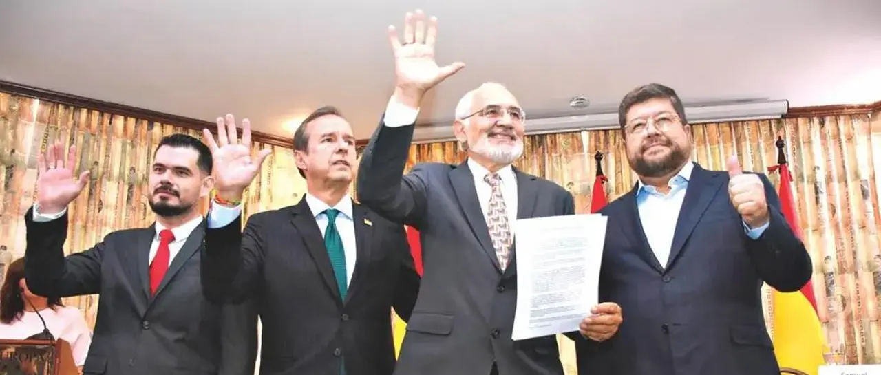 oposicion-bloque-de-undiad_101-11609364_20250407230340