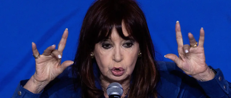 cristina-kirchner-2_101-12180994_20250611141302