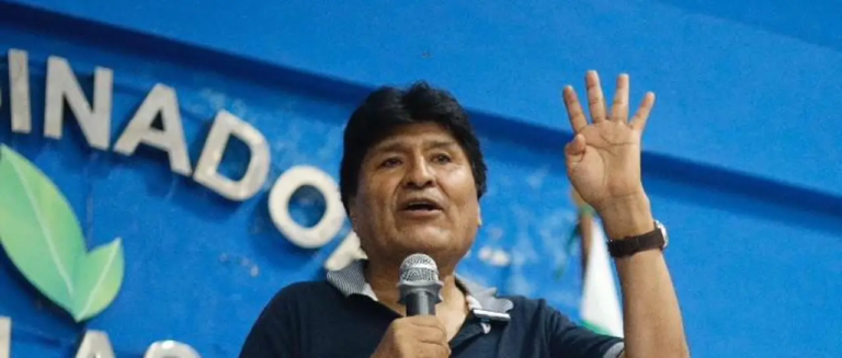 evo-morales-en-un-encuentro-con-sus_101-12115306_20250604112127