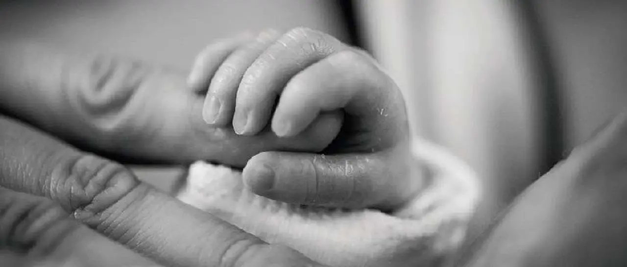 bebe-recien-nacido_101-13620343_20251111142529