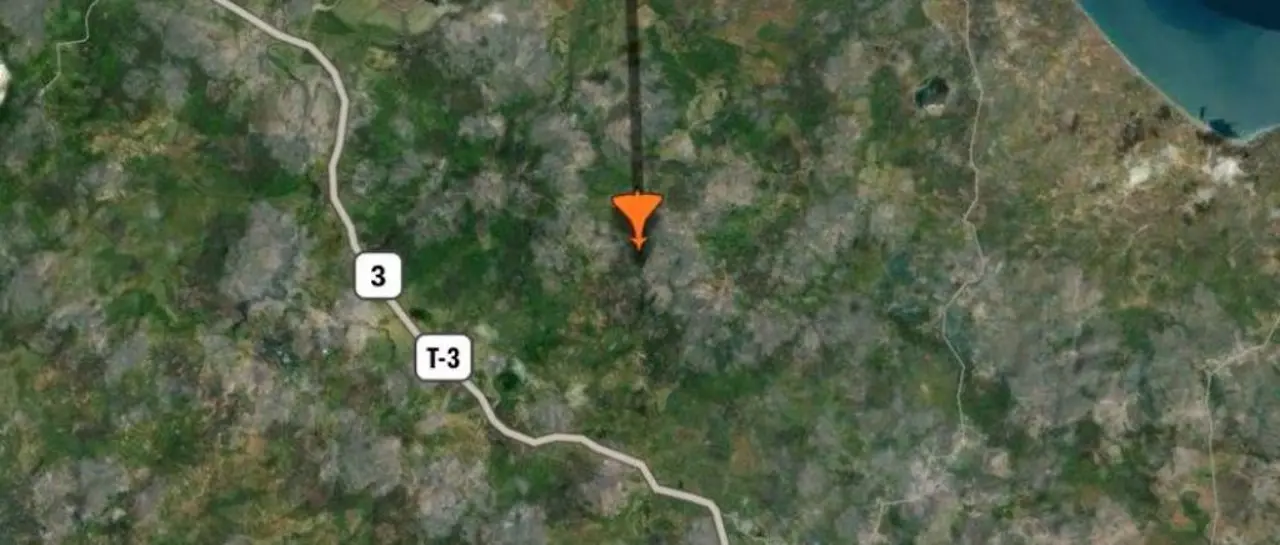 un-caza-f-18-de-la-fuerza-aerea-de-e_101-13946914_20251213115558