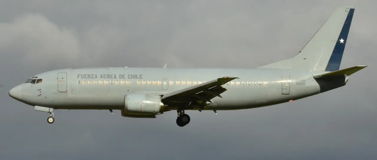 boeing-737-300-chile-air-force-1033_101-15089146_20260416141424