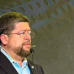 el-lider-de-un-samuel-doria-medina_101-15157563_20260422105920