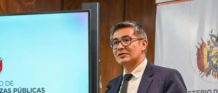 el-ministro-de-economia-y-finanzas-p_101-15088560_20260416131251