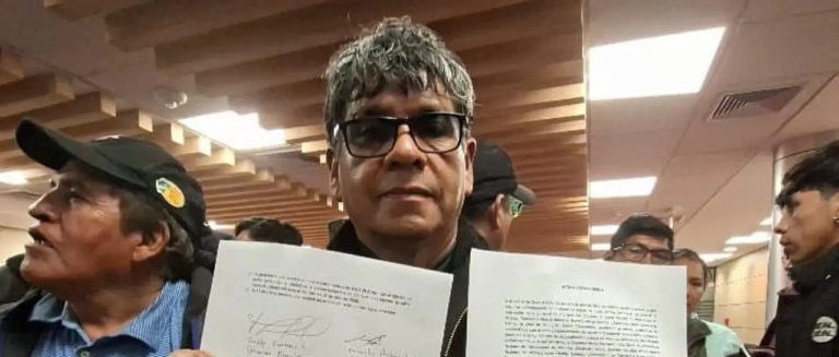 uno-de-los-dirigentes-del-transporte_101-14991960_20260408110538