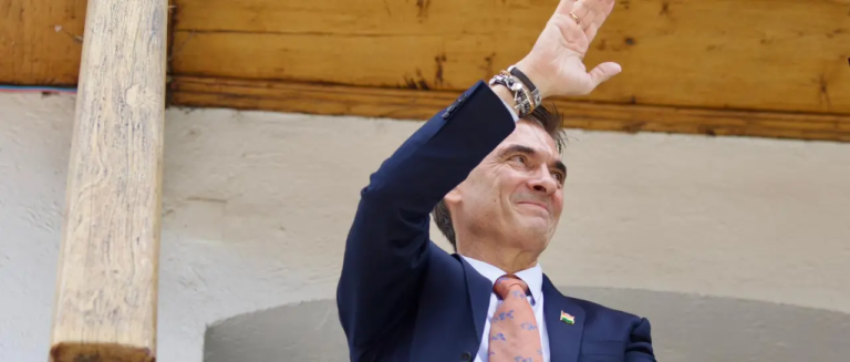 el-presidente-electo-rodrigo-paz-sal_101-15346639_20260508105900