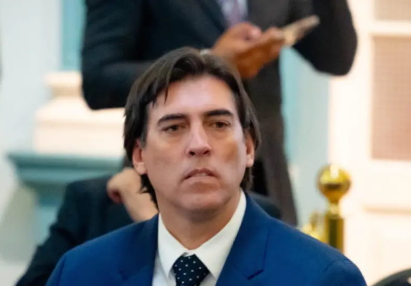 el-ministro-de-obras-publicas-mauri_101-16647879_20260819154152