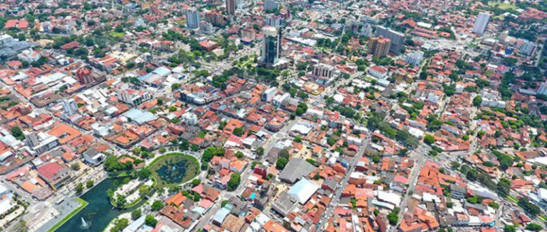 vista-aerea-parque-urbano-el-arenal_101-16412057_20260801012759