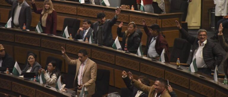 20260917322083-asamblea-respalda-la_101-17321716_20260917113234