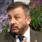 el-ministro-de-hidrocarburos-mauric_101-17615424_20260929133428