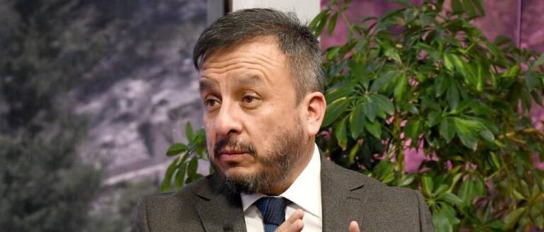 el-ministro-de-hidrocarburos-mauric_101-17615424_20260929133428