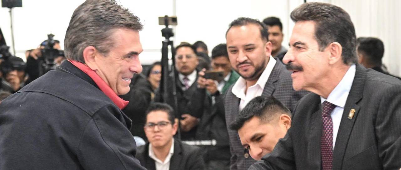el-presidente-rodrigo-paz-saluda-al_101-17635373_20260930124533