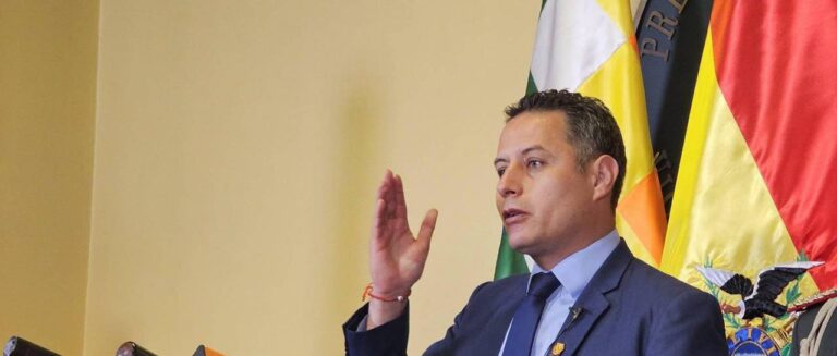 el-vicepresidente-de-bolivia-edmand_101-17683617_20261002112323